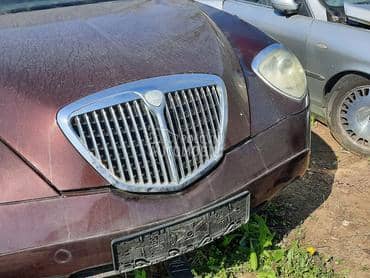 Far za Lancia Thesis