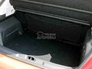 Daska, polica u gepeku za Peugeot 207