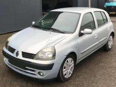 Renault Clio II 1.6i -  kompletan auto u delovima