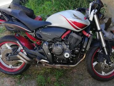Honda CB600f hornet delovi