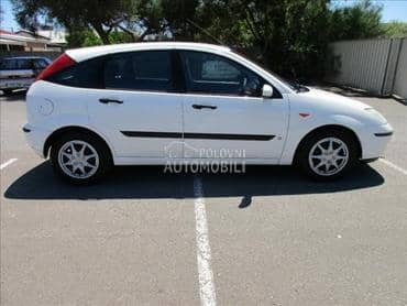 Ford Focus Delovi