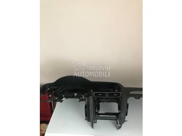 Tabla instrument za Audi Q5