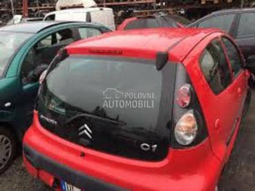 Zadnja sofersajbna za Peugeot 107 od 2005. do 2010. god.