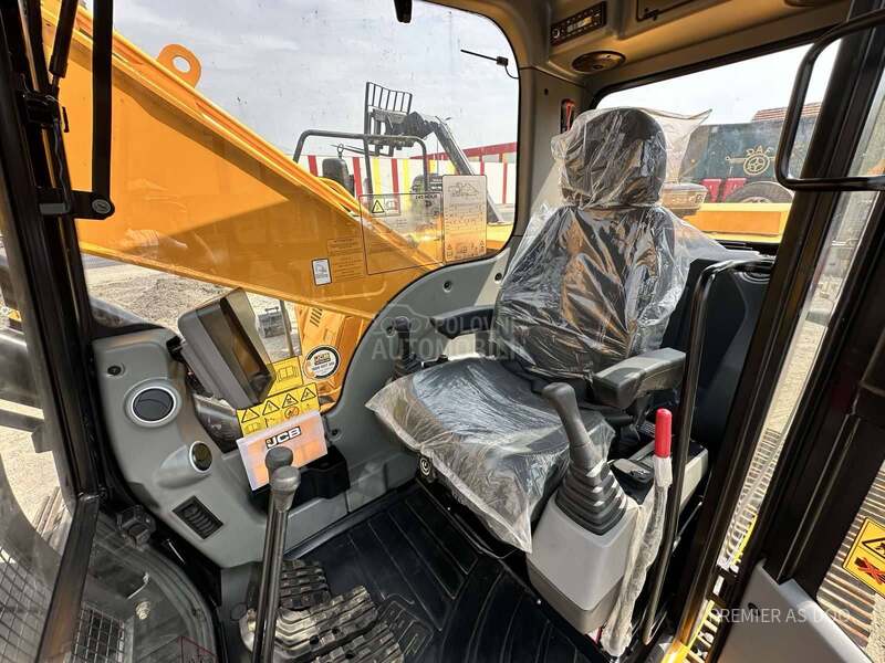 JCB 245 HD LR