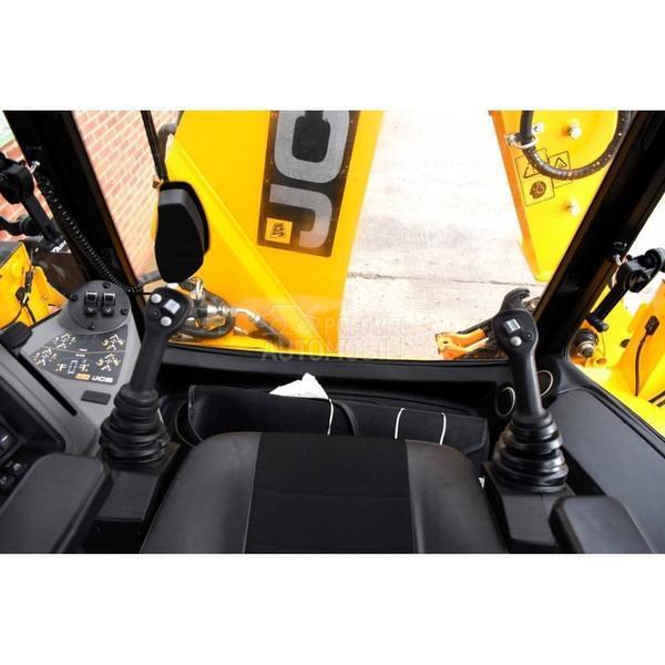 JCB 3CX Pro Platinum Edition