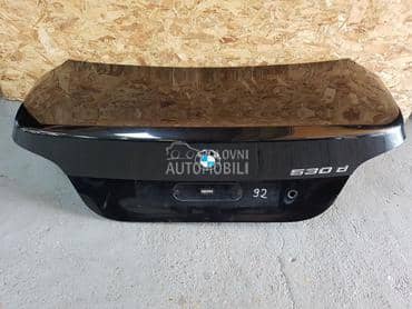 Hauba zadnja za BMW 530