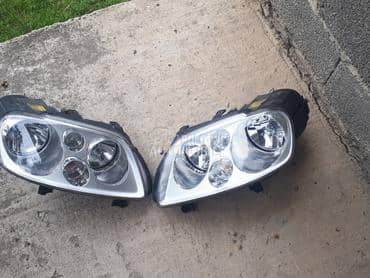 Farovi za Tourana za Volkswagen Touran od 2004. do 2009. god.