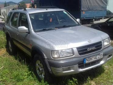 Opel Frontera 2002. god. - kompletan auto u delovima