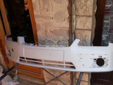 Prednji branik za Ford Focus