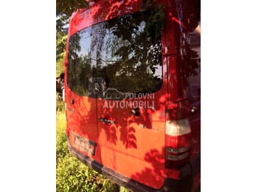 Zadnja vrata za Sprinter W906