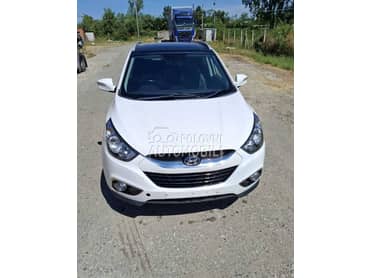 Hyundai ix35 2013. god. -  kompletan auto u delovima