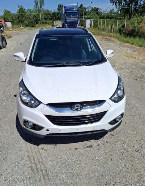 Hyundai ix35 2013. god. -  kompletan auto u delovima