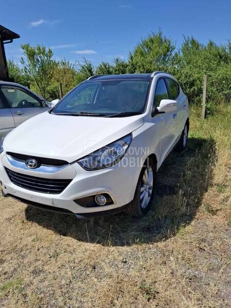 Hyundai ix35 2013. god. -  kompletan auto u delovima