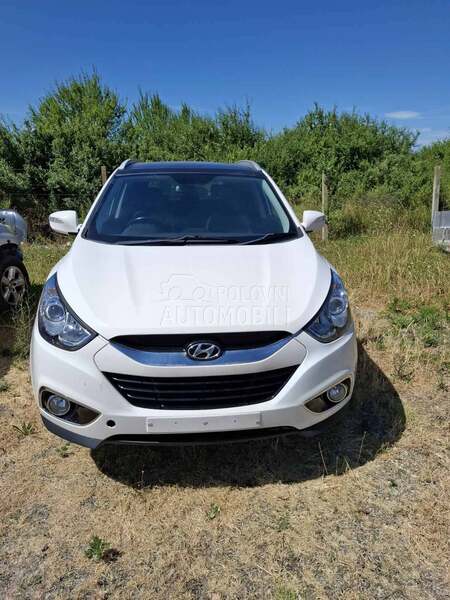 Hyundai ix35 2013. god. -  kompletan auto u delovima