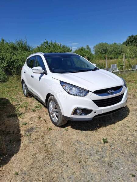 Hyundai ix35 2013. god. -  kompletan auto u delovima