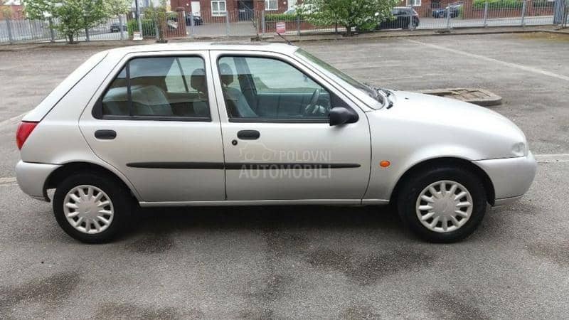 Delovi za Ford Fiesta