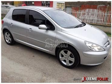 Peugeot 307 2004. god. - kompletan auto u delovima