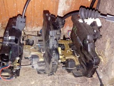 Centralna brava za Volkswagen Bora, Golf 4