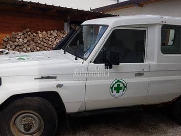 Toyota Land Cruiser - kompletan auto u delovima