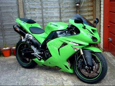 Kawasaki zx10r  zx10 r delovi