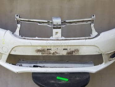 Prednji branik za Dacia Sandero