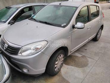 Delovi za daciu sandero