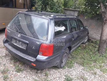 Vrata,delovi motora,menjaca za Volkswagen Passat B5