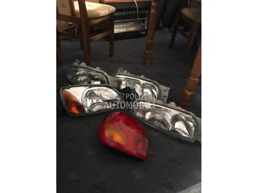 Stopaljka i farovi za Ford Fiesta