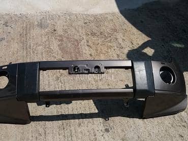 Branik za Mitsubishi Pajero od 2007. do 2011. god.