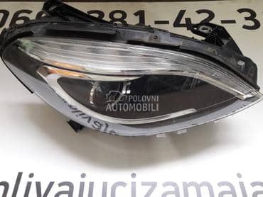 W246 desni far za Mercedes Benz B Klasa, B 150, B 160 ...