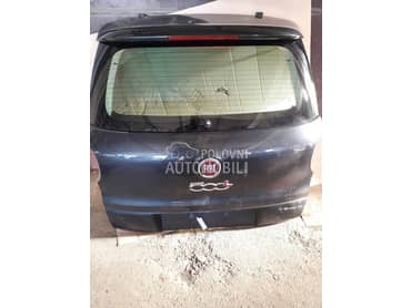 Gepek vrata za Fiat 500L