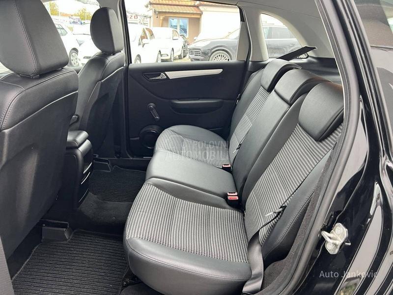 Mercedes Benz B 180 170 000 k m