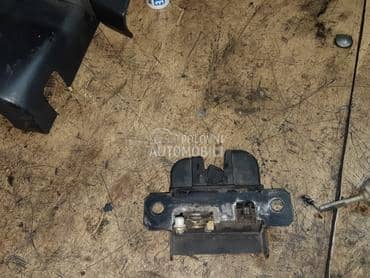 brava gepeka za Volkswagen Golf 4 od 1998. do 2004. god.