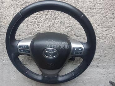 Volan Sa Komandama za Toyota Avensis od 2009. do 2015. god.