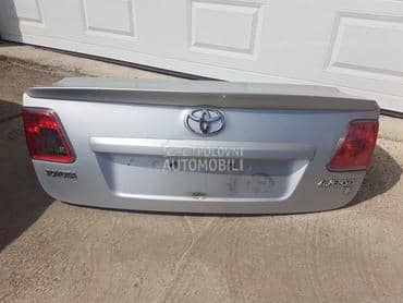 Unutrasnje Stop Lampe za Toyota Avensis od 2009. do 2012. god.