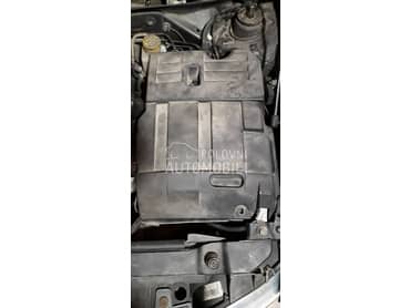 Poklopac akumulatora za Fiat Stilo od 2002. do 2006. god.