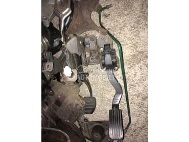 Papucica gasa za pezo 407 za Peugeot 206, 307, 308 ...