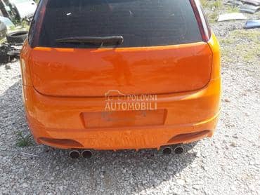 gepek vrata narandzasta za Fiat Grande Punto od 2005. do 2010. god.