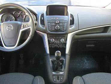 Instrument tabla za Opel Zafira od 2011. do 2019. god.