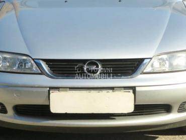 Prednji branik za Opel Vectra B od 1995. do 2002. god.
