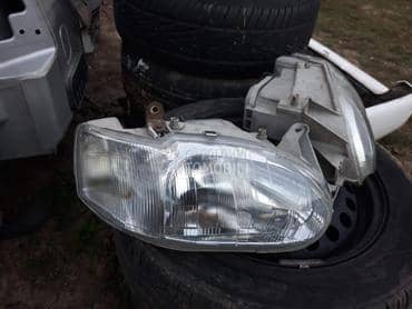 Farovi za Ford Escort za 1998. god.