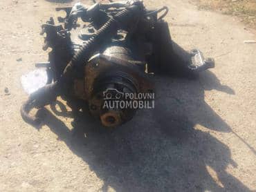 Bos pumpa za Ford Escort za 1998. god.