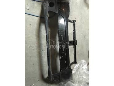 Prednji branik za Dacia Sandero, Stepway od 2012. do 2017. god.