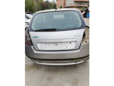 Gepek vrata za stila za Fiat Stilo od 2000. do 2004. god.