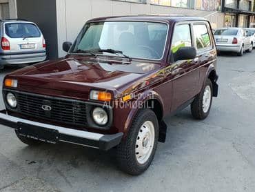 Lada Niva 2004. god. -  kompletan auto u delovima