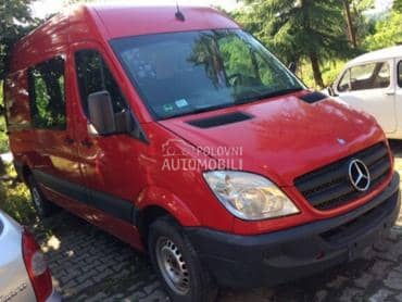 Mercedes Sprinter u delovima