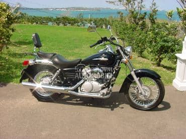 Honda VT 125 Shadow 05