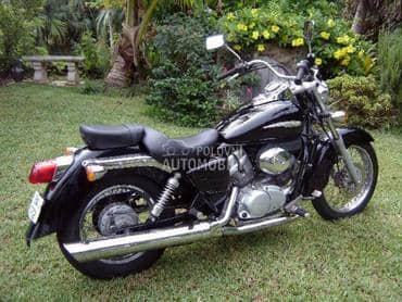 Honda VT 125 Shadow 03