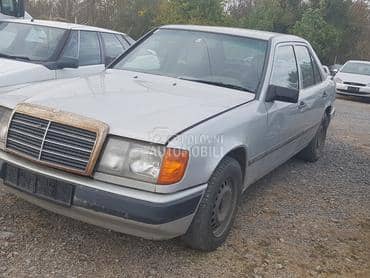 Mercedes Benz E 250 1987. god. - kompletan auto u delovima
