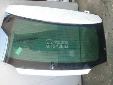 Staklo gepeka za Fiat Stilo od 2001. do 2007. god.